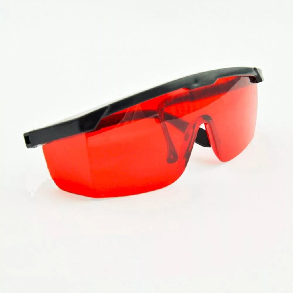 Очки защитные красные. Защитные очки для лазера IPL-3-1 (190-2000nm). Защитные очки от лазерного излучения 9000 -11100 НМ. Очки защитные от 808нм. Очки защитные красные 20351.