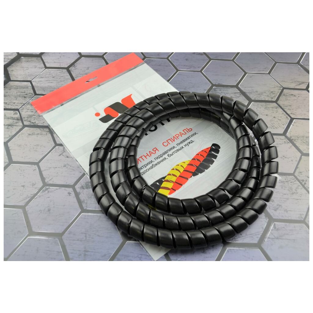 Защитная пластиковая спираль УРДЮГА d16мм черная URСП16Ч02