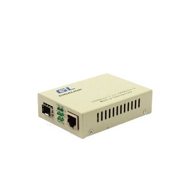 Конвертер UTP-SFP GIGALINK 10/100/1000Мбит/с в 1000Мбит/с GL-MC-UTPG-SFPG-F